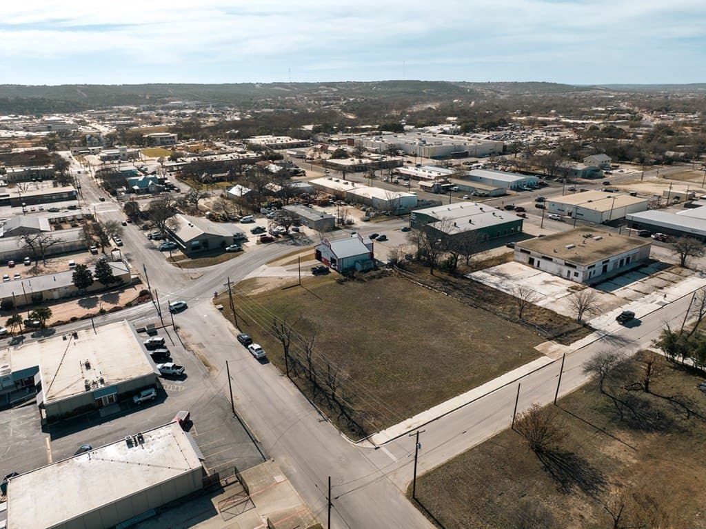 0.75 acres in Kerr County - photo 17