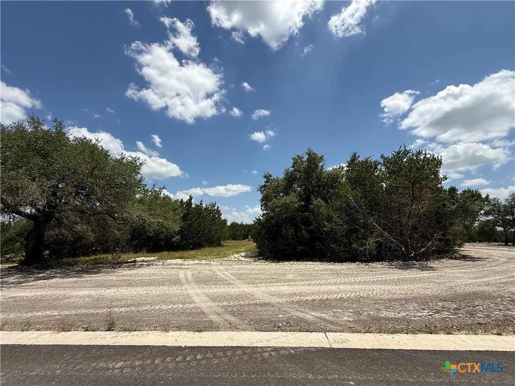 2.1 acres in Bell County featured view