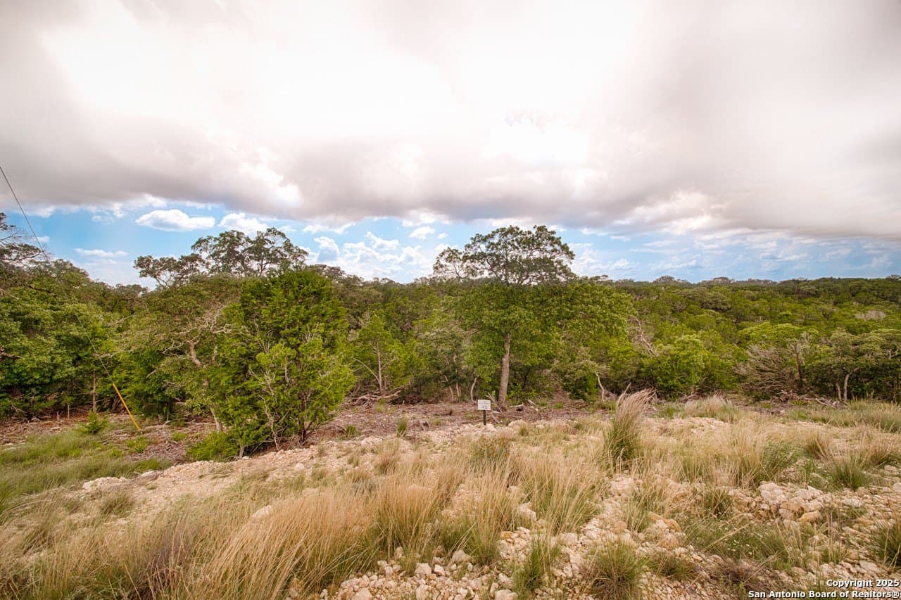 10.17 acres in Kimble County