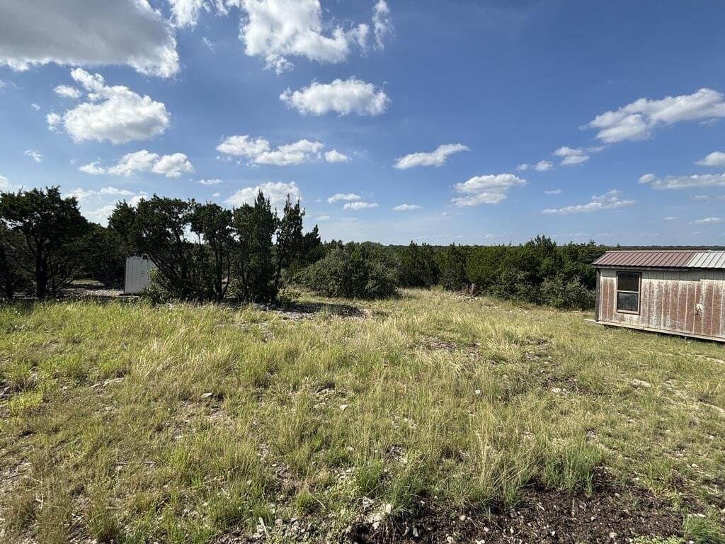 20 acres in Edwards County - photo 20