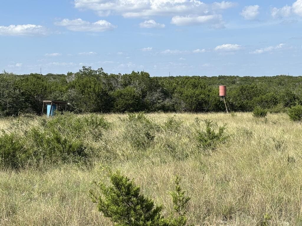 20 acres in Edwards County - photo 32