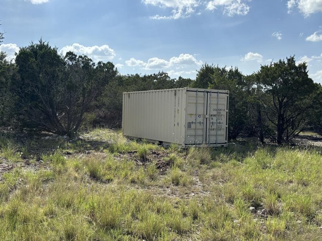 20 acres in Edwards County - photo 21