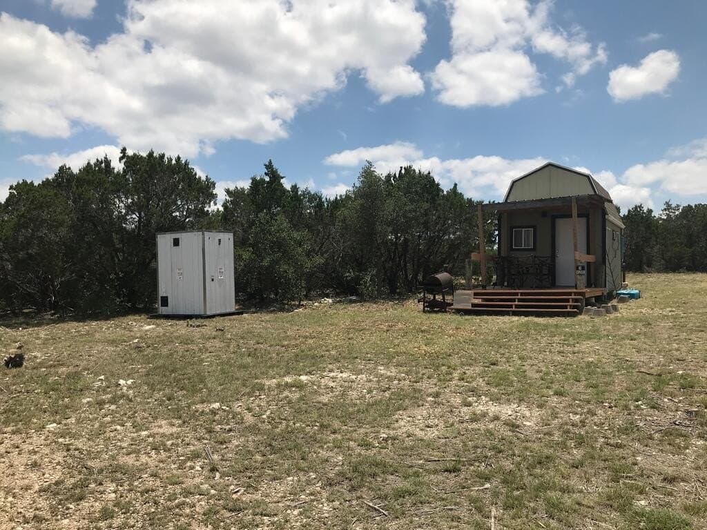 20 acres in Edwards County - photo 3