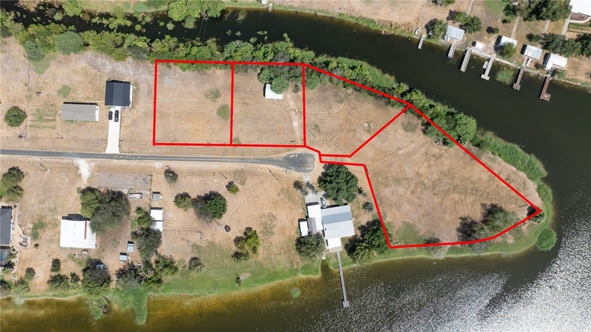 25,700 acres in Live Oak County - photo 4