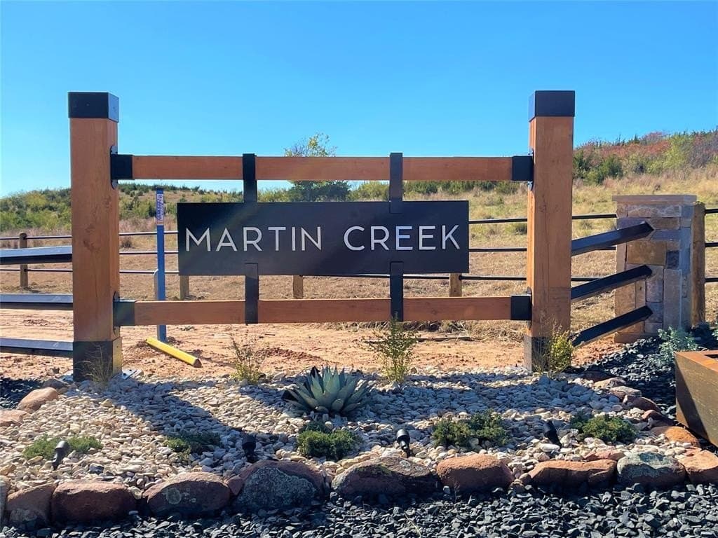 10.1 acres in Johnson County gallery image 2