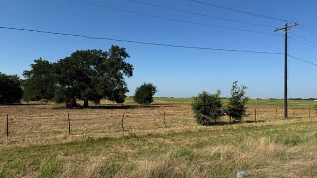 3.58 acres in Cooke County - photo 8