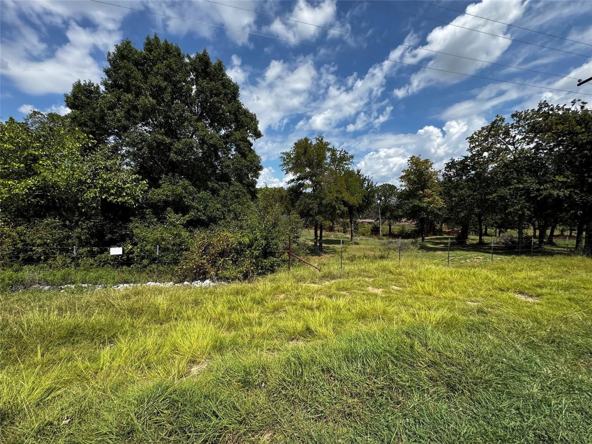 3.39 acres in Parker County gallery image 2