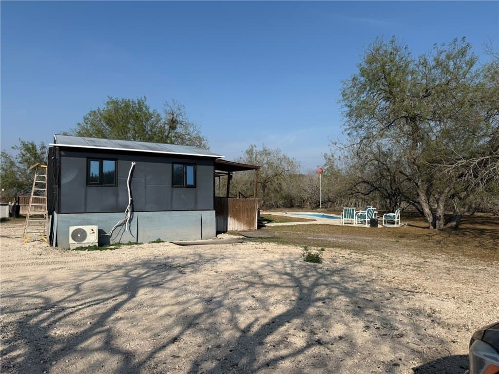 20 acres in Live Oak County - photo 6