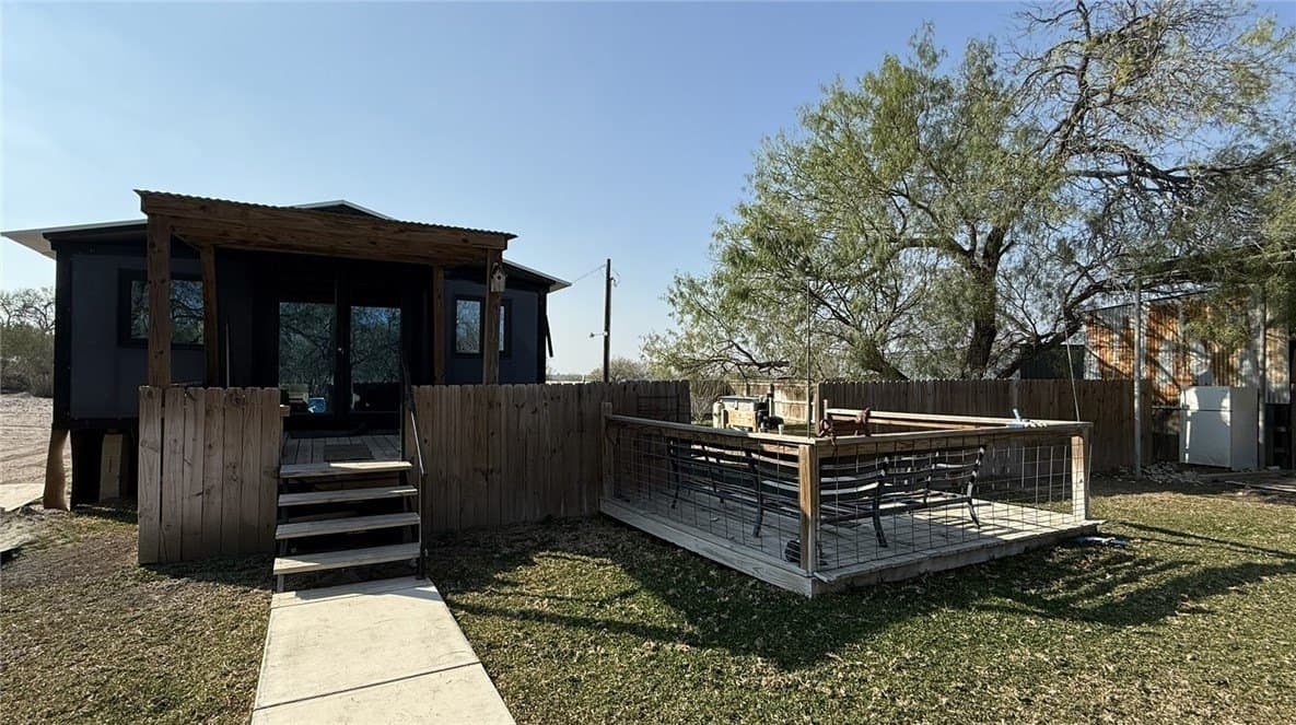 20 acres in Live Oak County - photo 3