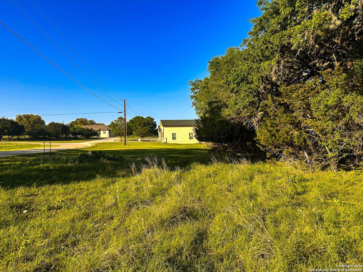 0.24 acres in Bandera County gallery image 2