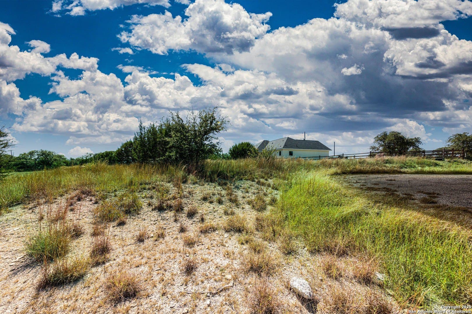 0.18 acres in Blanco County gallery image 4