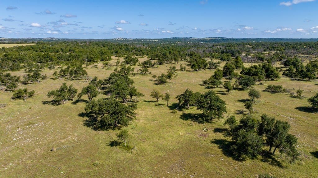 199.82 acres in Gillespie County - photo 7