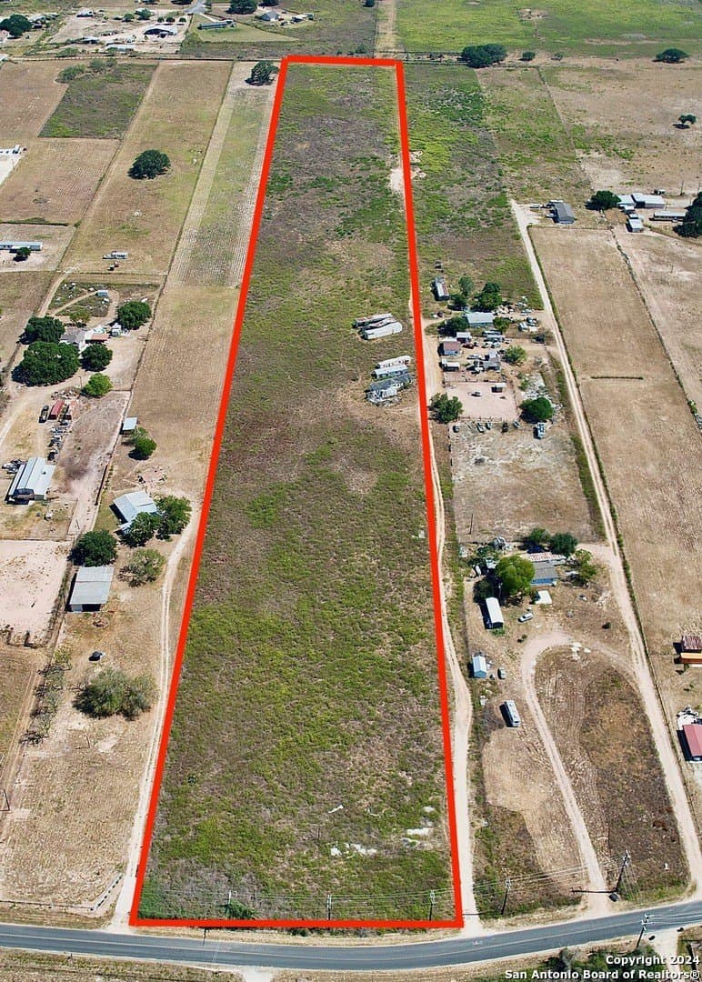 15.5 acres in Bexar County gallery image 4