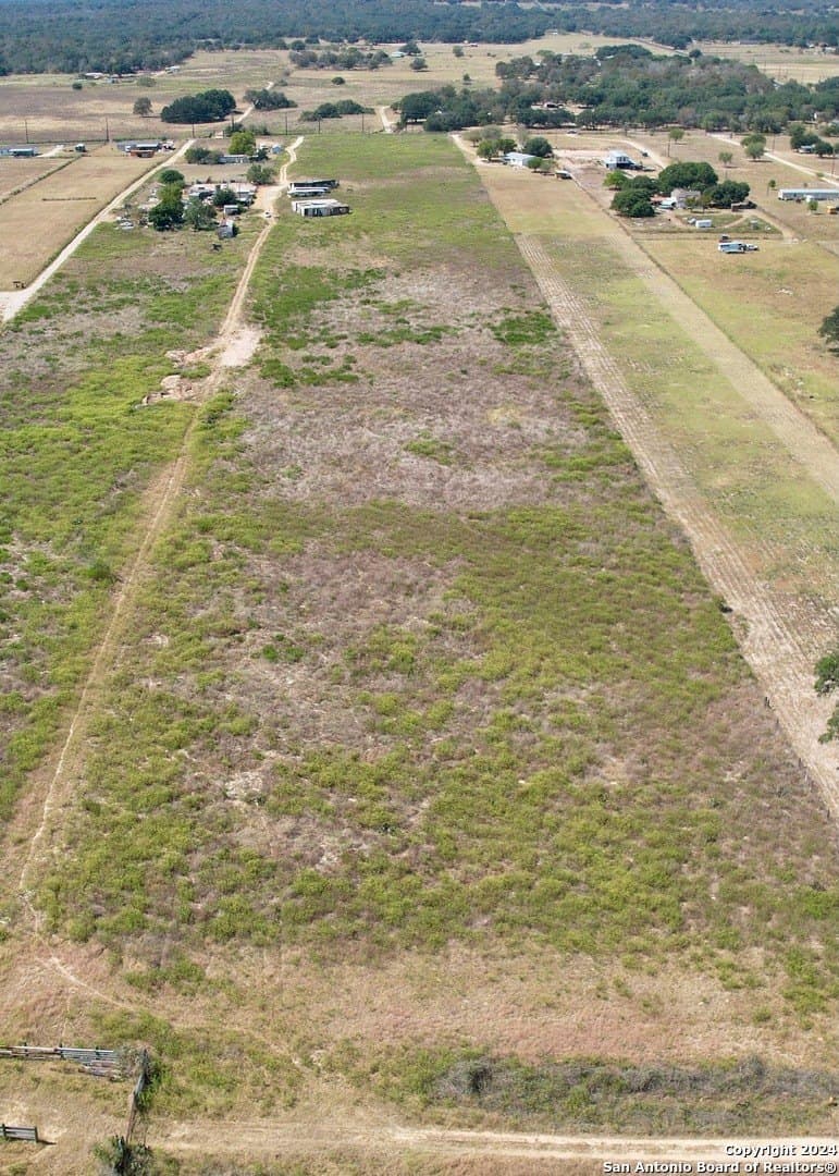 15.5 acres in Bexar County gallery image 3