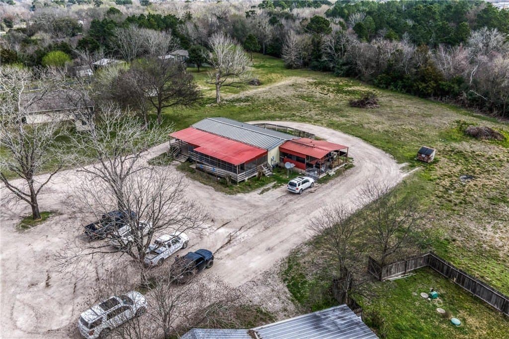 2.5 acres in MONTGOMERY County - photo 2