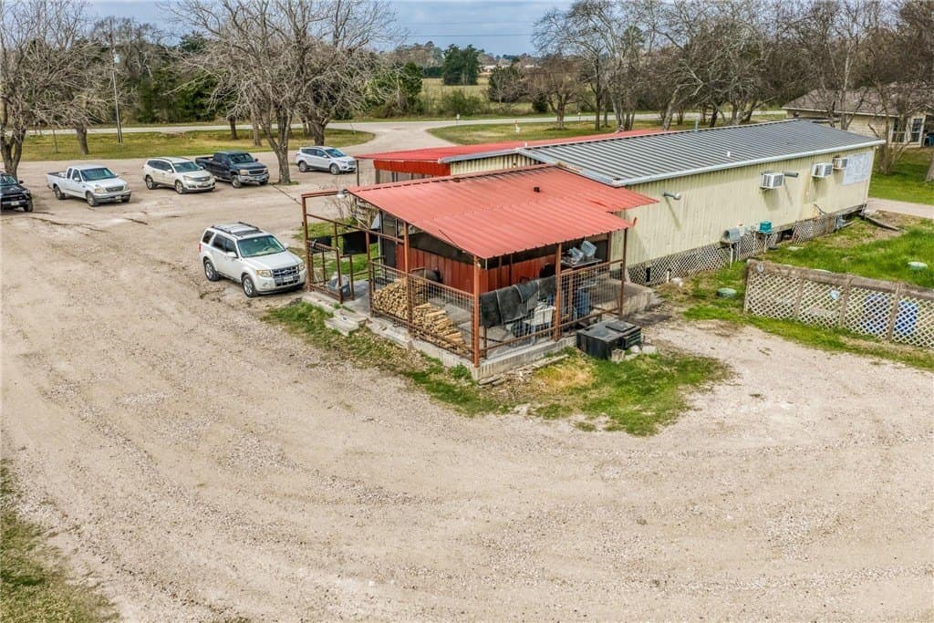 2.5 acres in MONTGOMERY County - photo 3