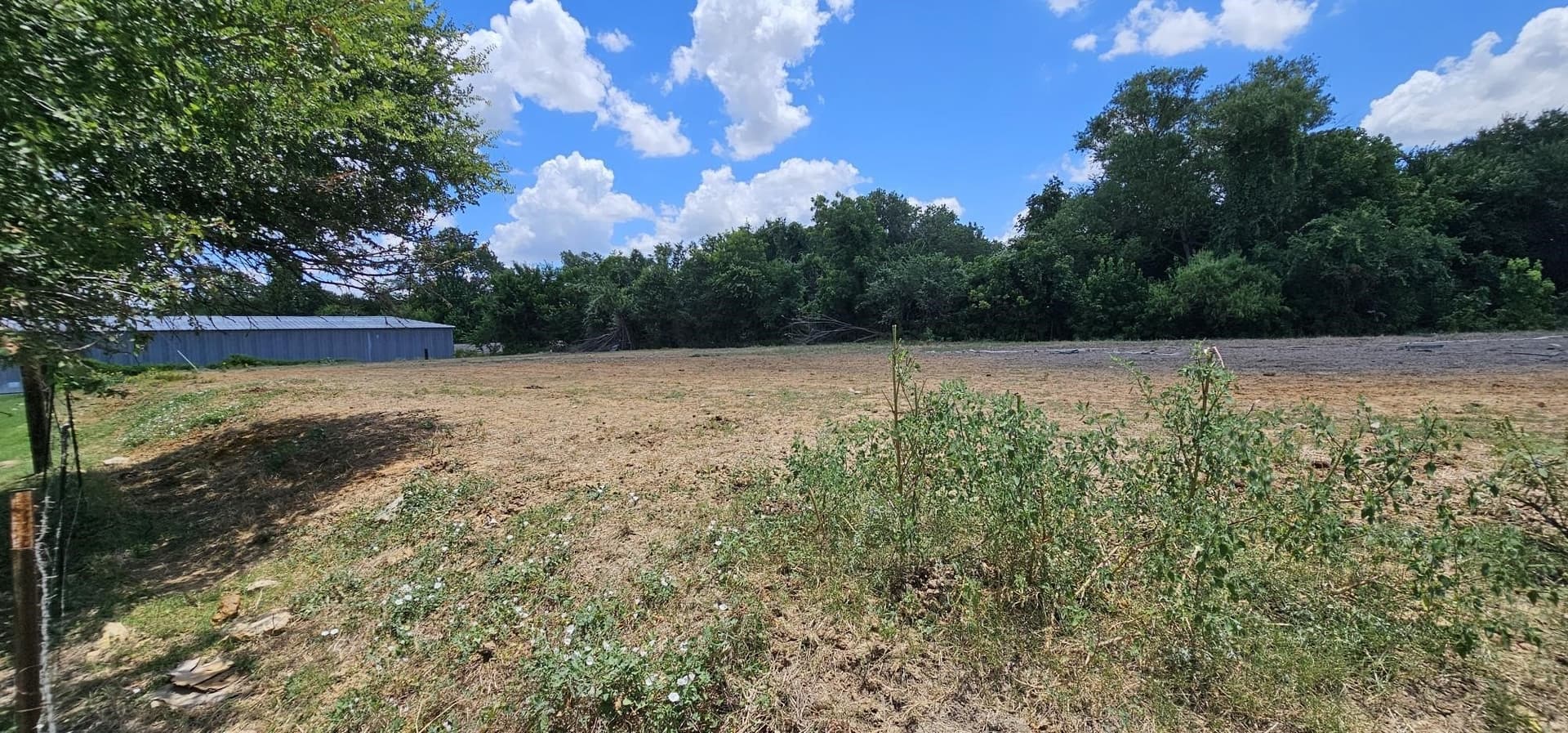 1.82 acres in Tarrant County gallery image 4