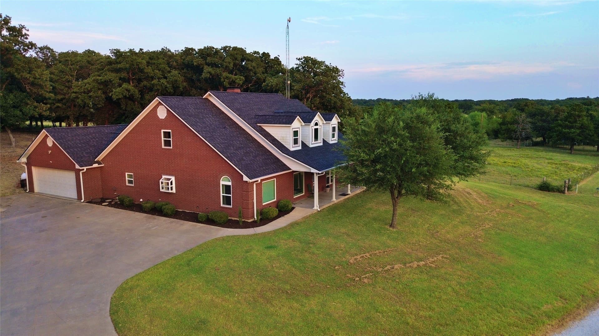 34.6 acres in Cooke County - photo 2