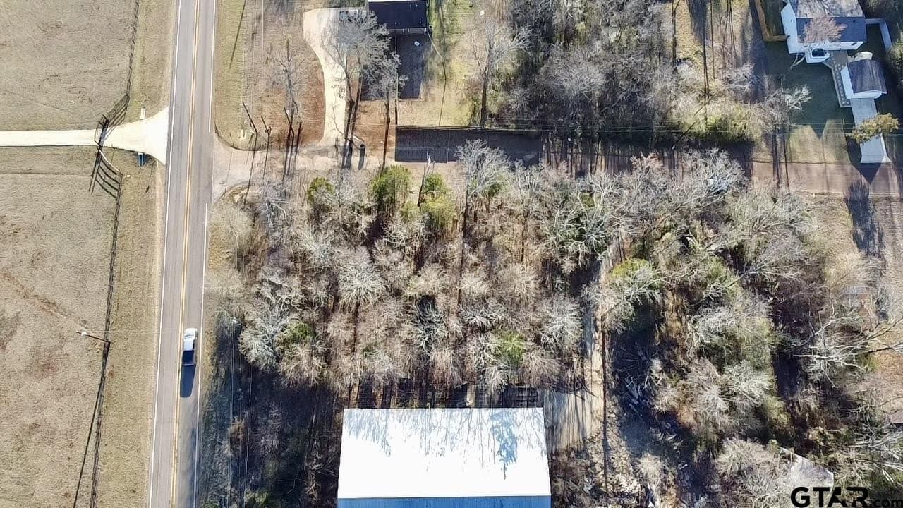 0.43 acres in Smith County gallery image 3