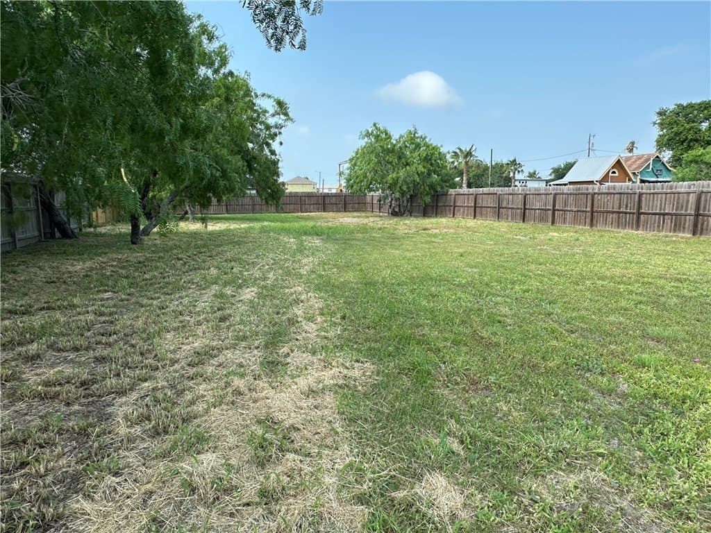 0.29 acres in Nueces County - photo 31