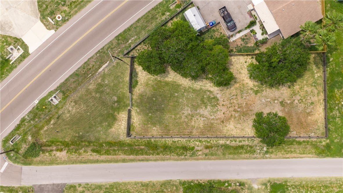 0.29 acres in Nueces County - photo 2