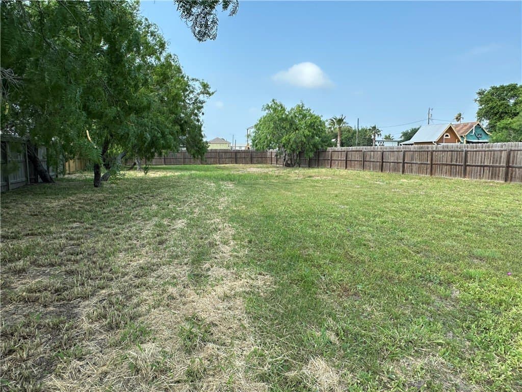 0.29 acres in Nueces County - photo 32
