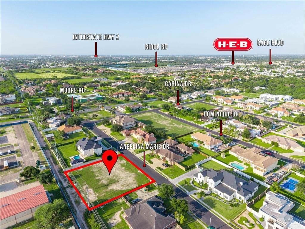 0.5 acres in Hidalgo County gallery image 3