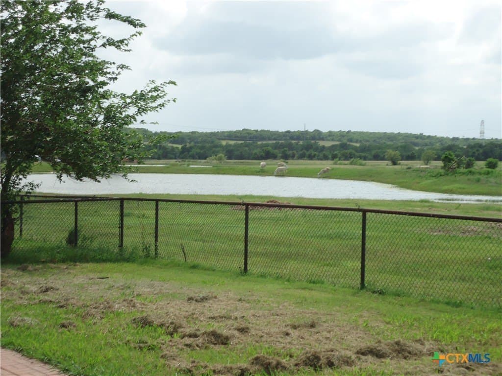 16.96 acres in Bell County - photo 8