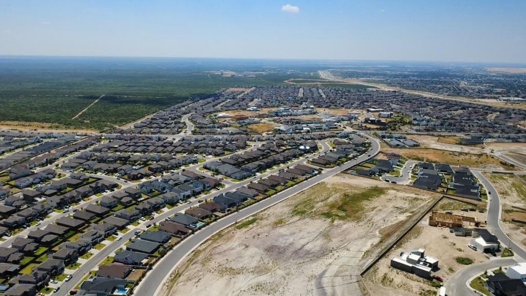 4.47 acres in WEBB County - photo 5