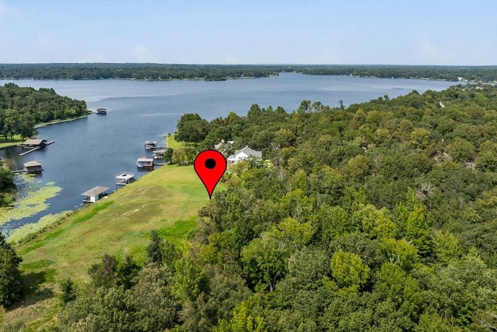 1.37 acres in Henderson County - photo 6