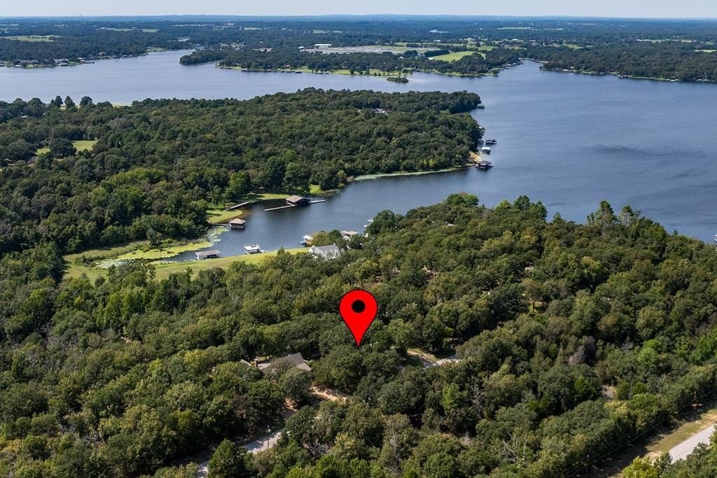 1.37 acres in Henderson County - photo 14