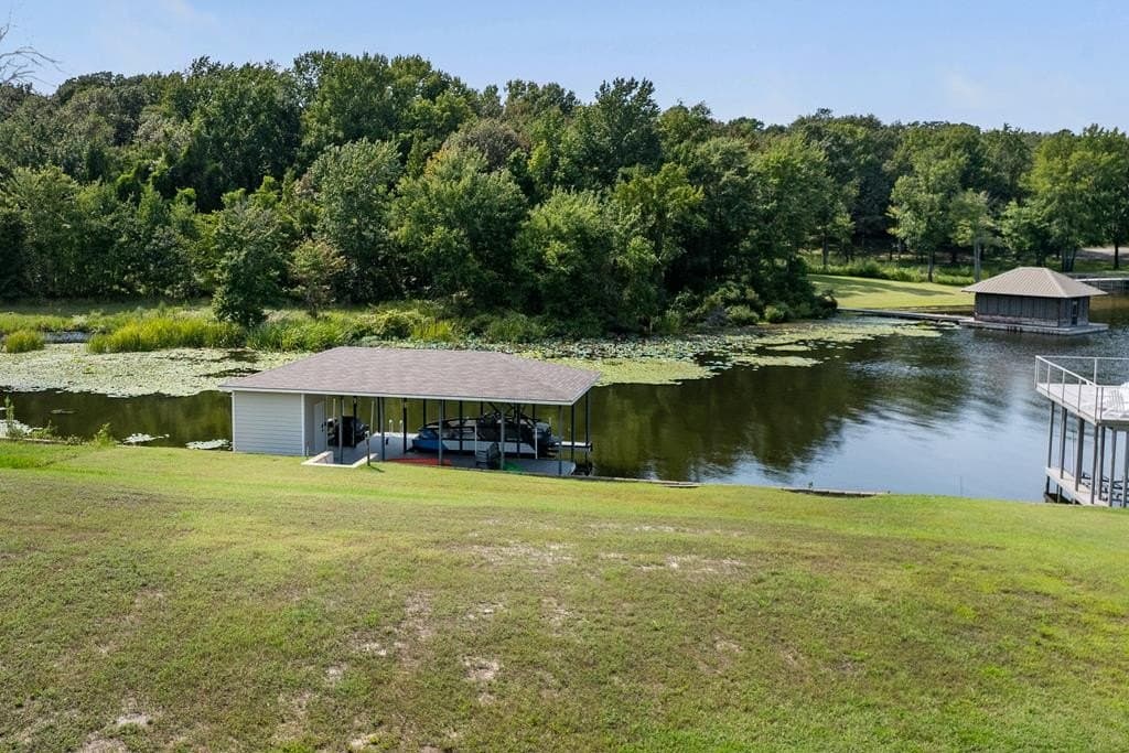 1.37 acres in Henderson County - photo 10