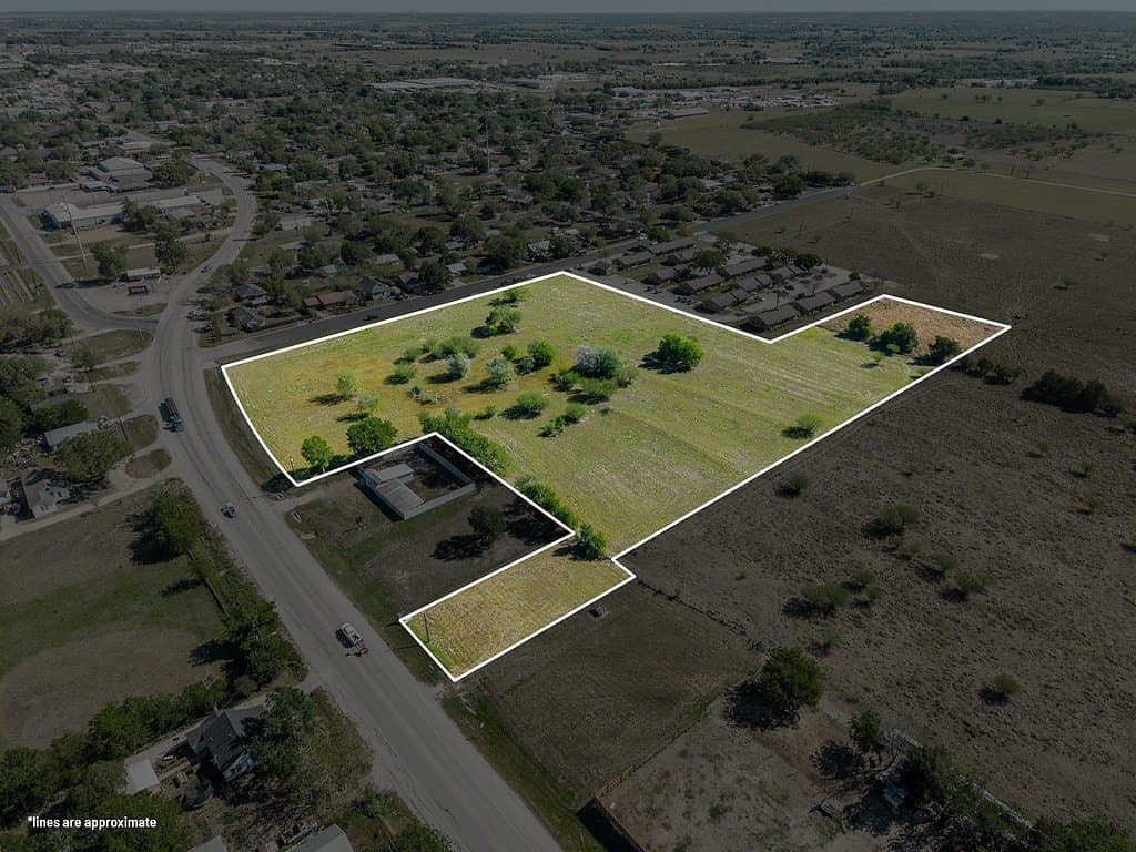 8.04 acres in Fayette County gallery image 4