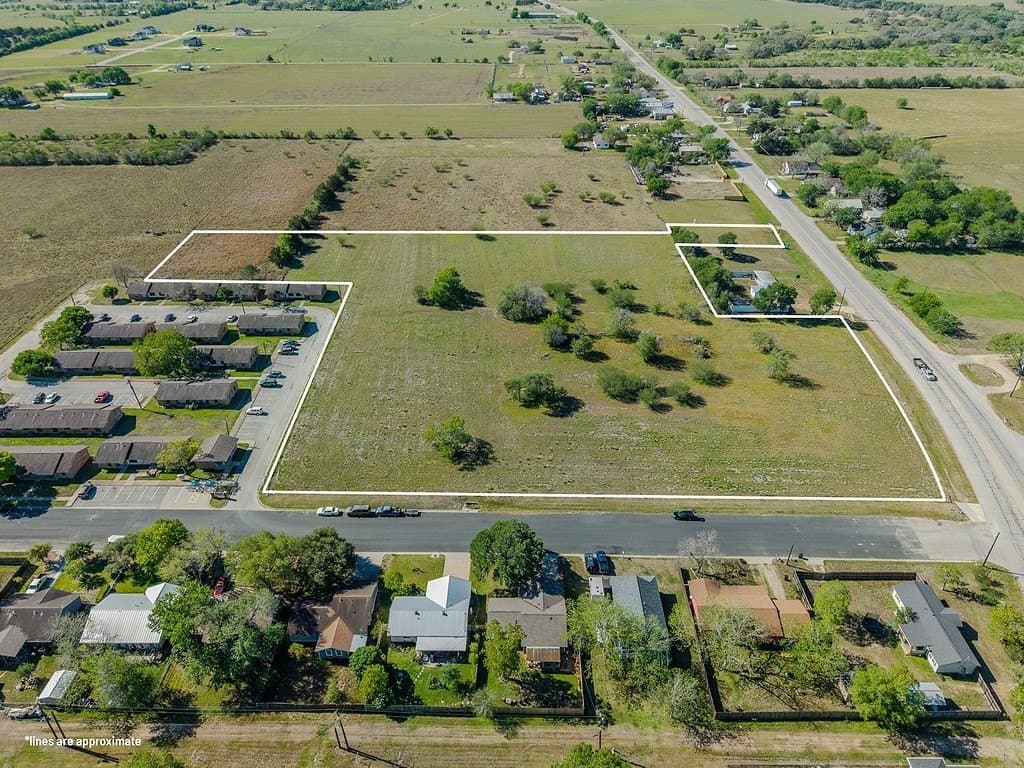 8.04 acres in Fayette County