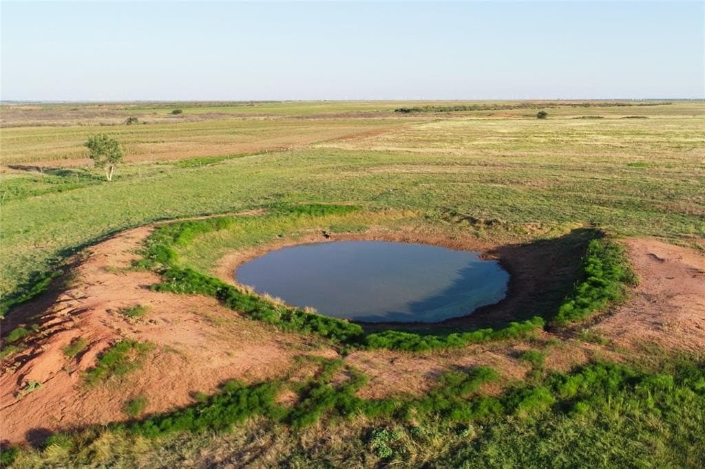 340 acres in Wilbarger County gallery image 3