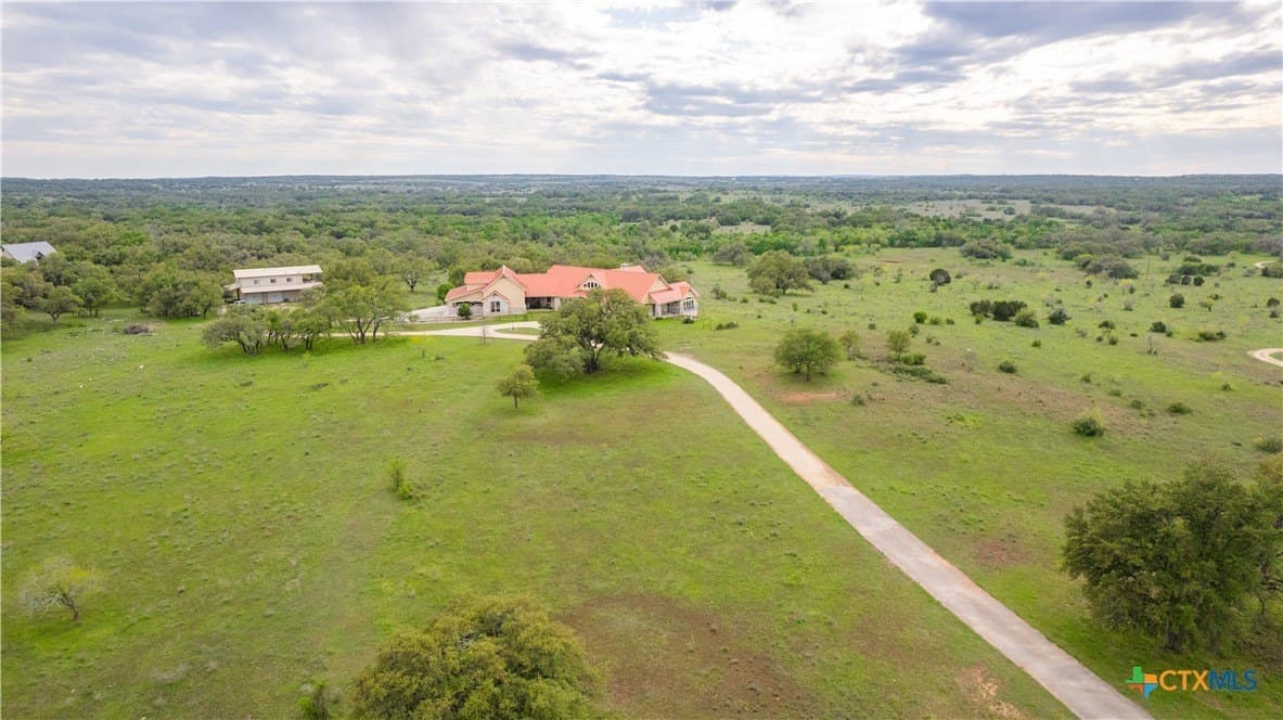 35.04 acres in Hays County gallery image 2
