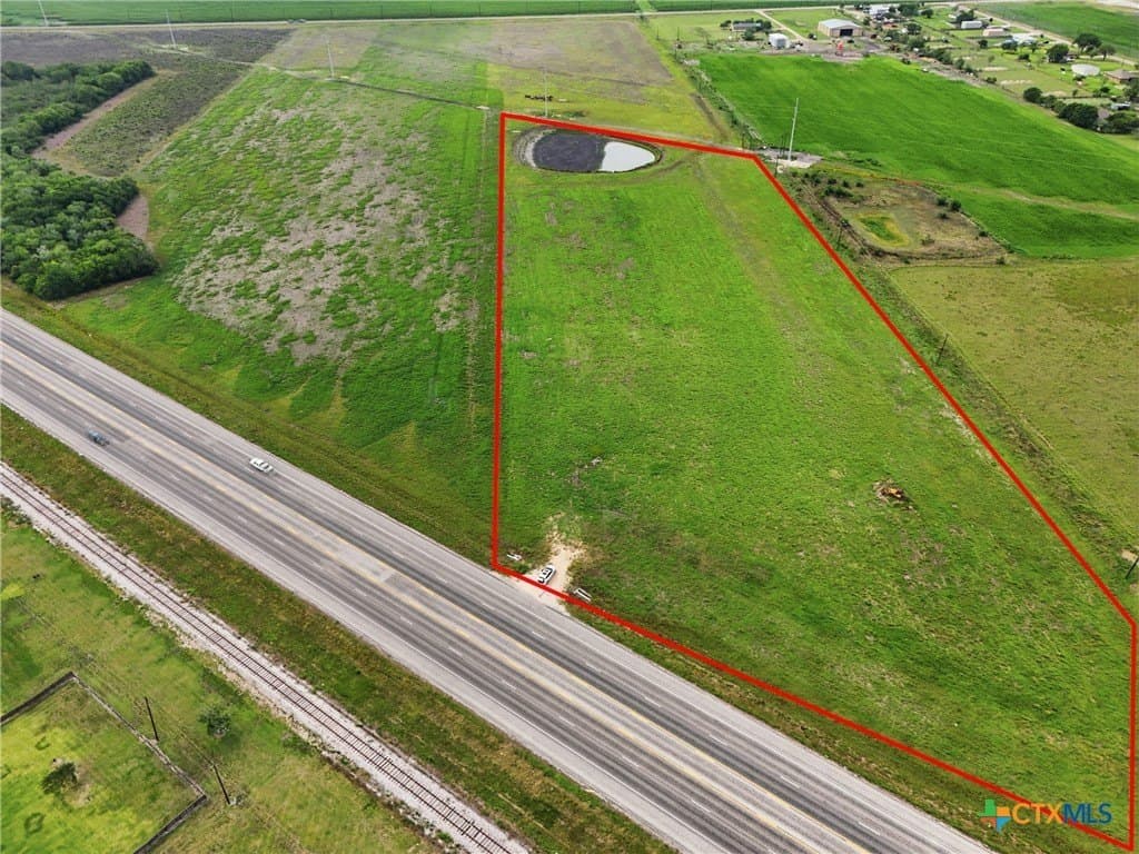 11.7 acres in Calhoun County - photo 4