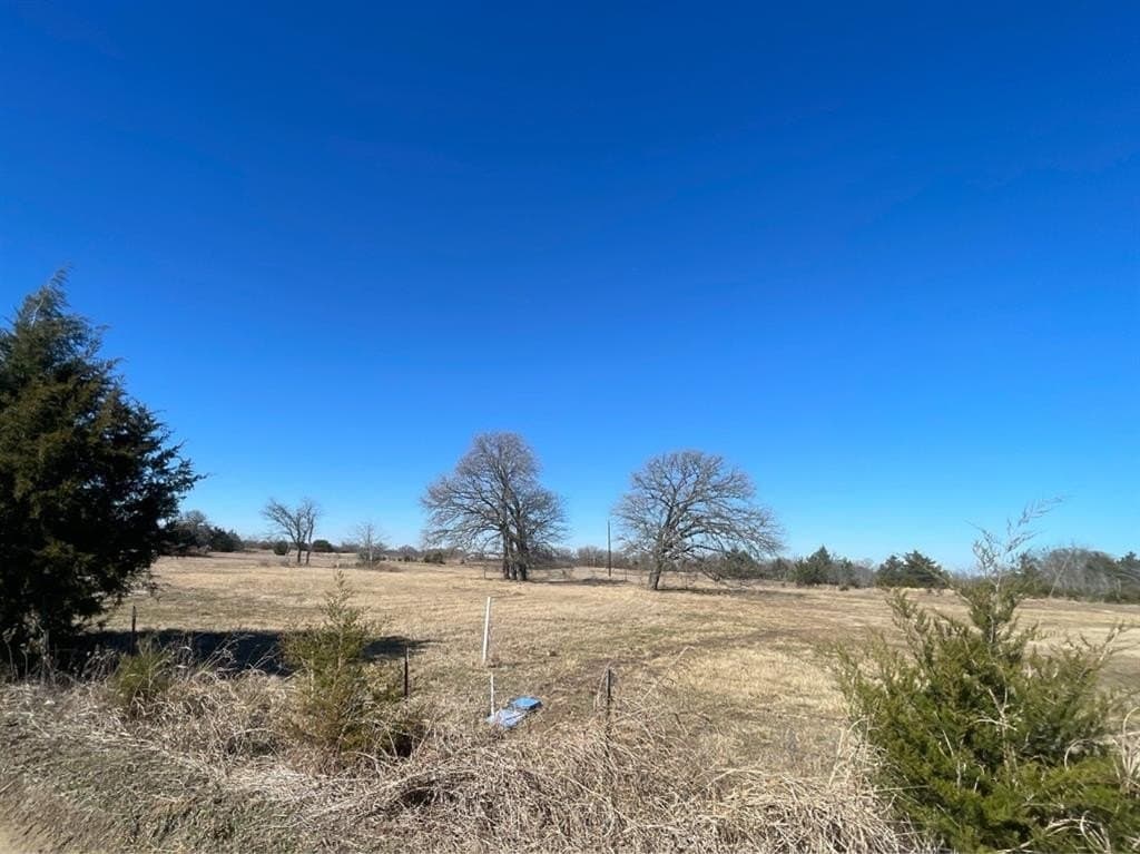 1.37 acres in Kaufman County