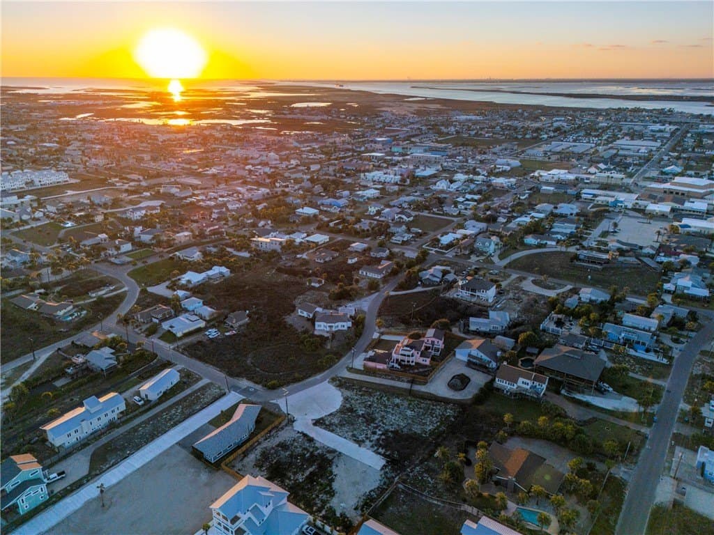 0.17 acres in Nueces County - photo 9