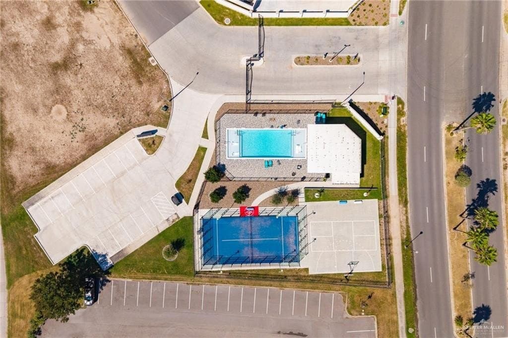 0.24 acres in Hidalgo County - photo 4