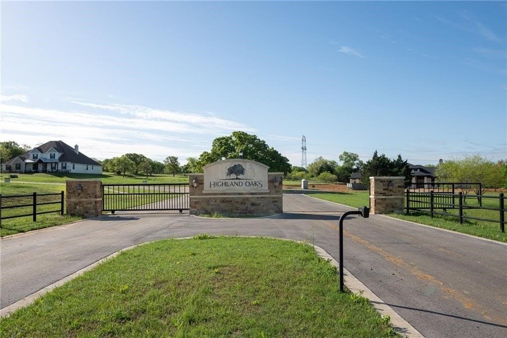 3.01 acres in Johnson County