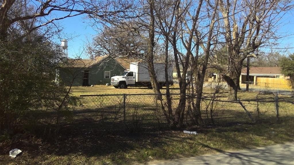 0.36 acres in Dallas County gallery image 4