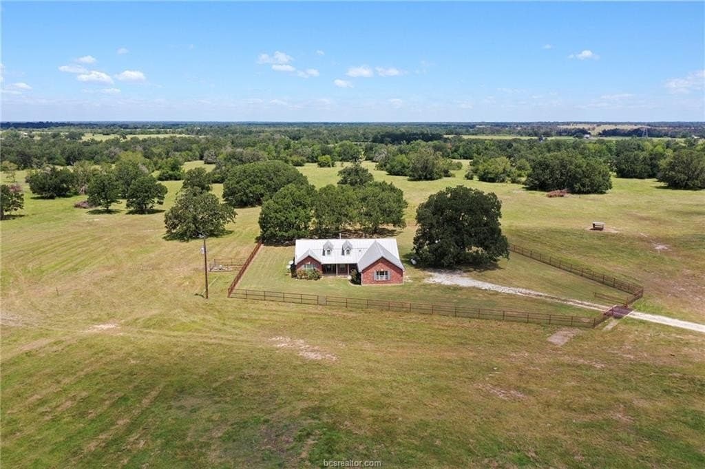25.71 acres in Madison County
