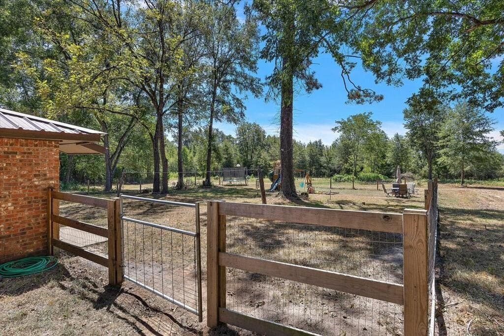 20.95 acres in Texas County - photo 4