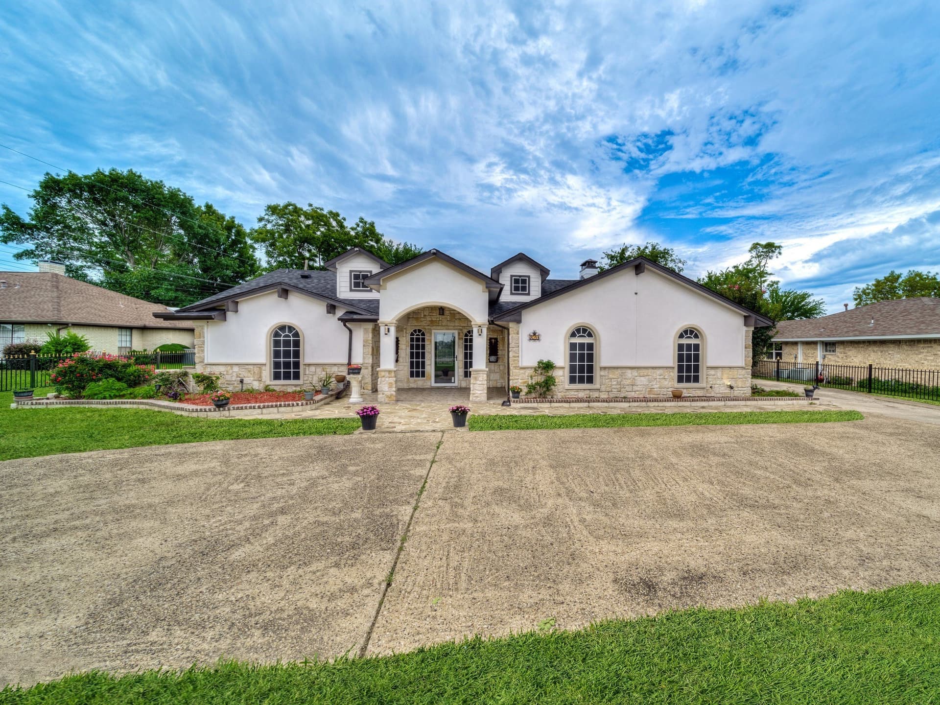 1.85 acres in Dallas County