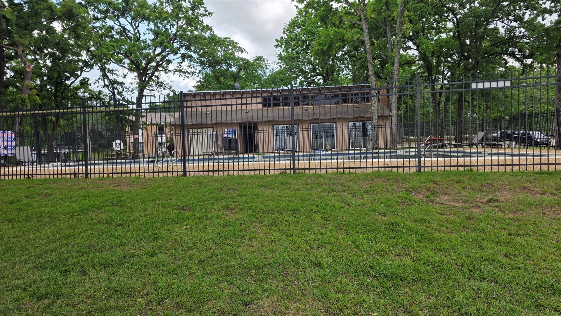 0.18 acres in Henderson County - photo 6