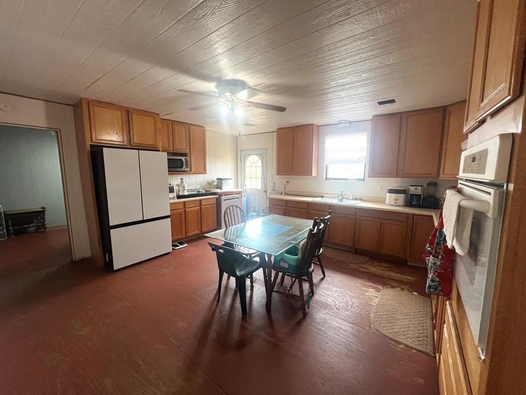 10 acres in Kerr County gallery image 4