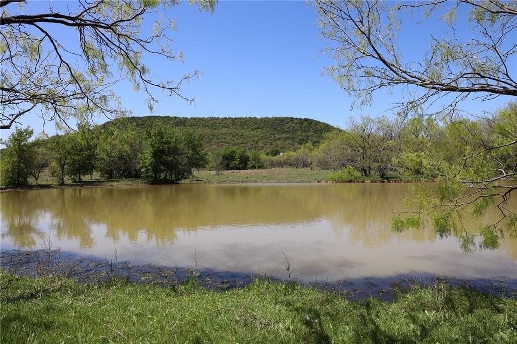 10 acres in Palo Pinto County