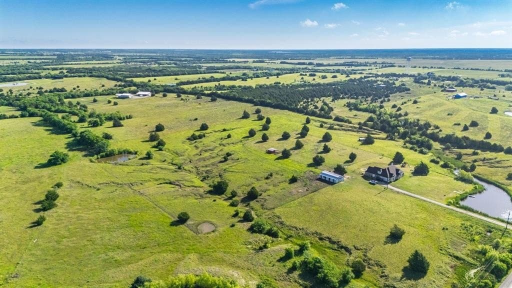 13.8 acres in Hunt County featured view
