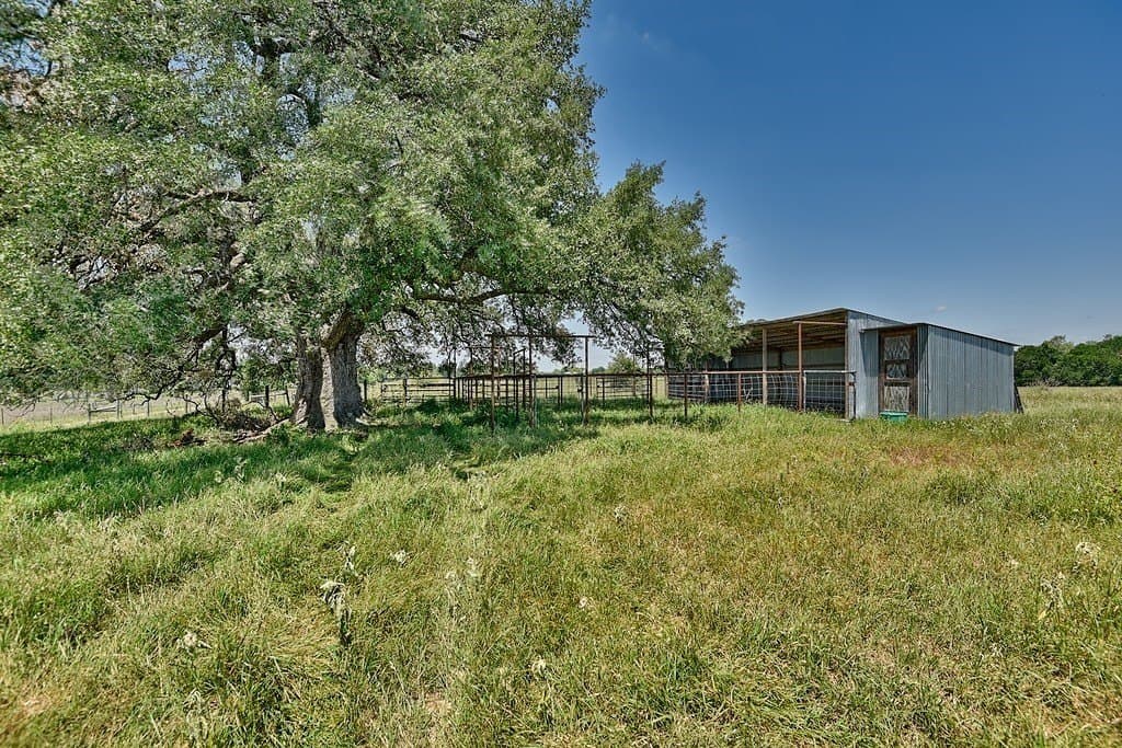 99.1 acres in Fayette County - photo 3